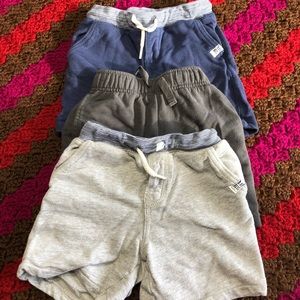 3T blue and grey short lot